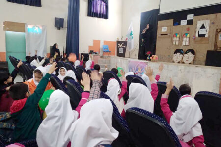 ویژه‌برنامه «نوخوانان آینده‌ساز» به مناسبت هفته کتاب در کانون خلخال برگزار شد