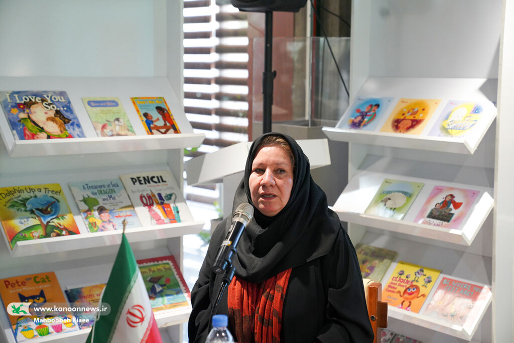 تأکید بر توجه به ادبیات نوزادان به‌عنوان گفتمانی جدید