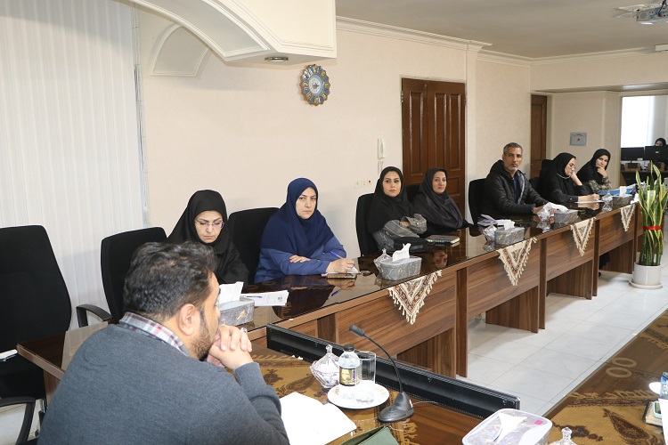 1373045-1 نشست هماهنگی برگزاری مرحله استانی بیست و هفتمین جشنواره بینالمللی قصهگویی