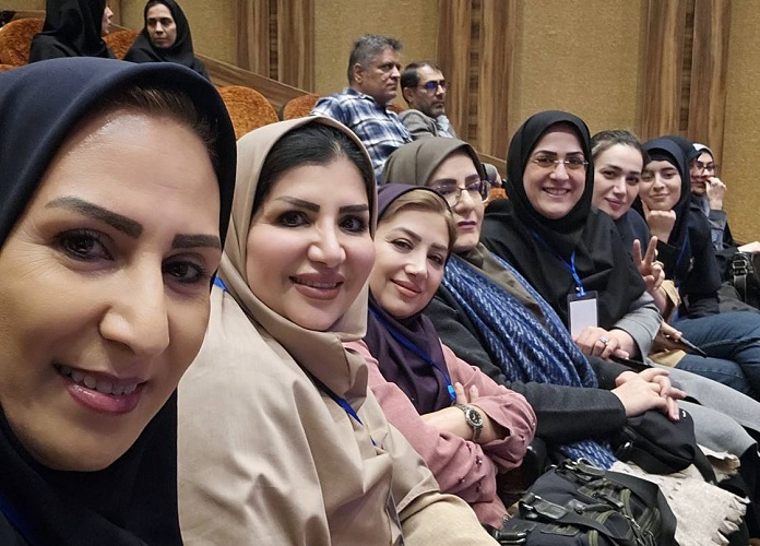 1373052-1 درخشش کارشناس و مربیان کانون استان در دومین جشنواره ملی «در مسیر آفرینش»