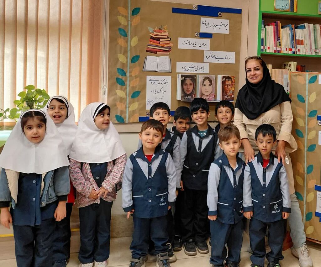 1373066-1 «کتابخانه مرکز ۳۱؛ مقصدی پرشور برای کودکان در هفته کتابخوانی»