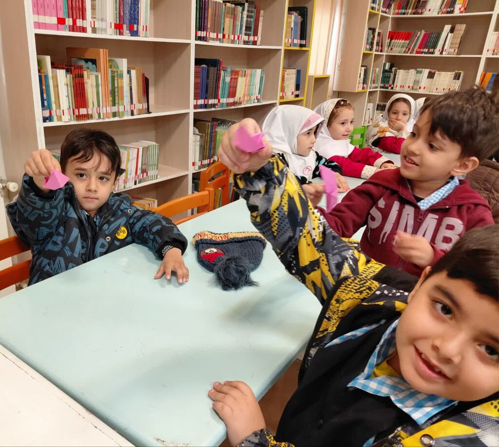 1373067-1 «کتابخانه مرکز ۳۱؛ مقصدی پرشور برای کودکان در هفته کتابخوانی»