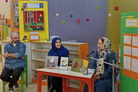 حضور طیبه شامانی، نویسنده کودک و نوجوان در جشن کتاب مرکز فراگیر ۴۰