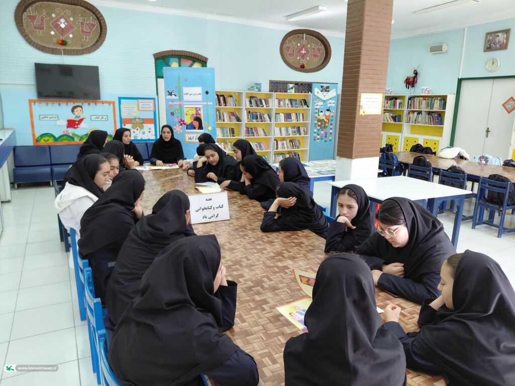 1373155-1 همنشینی ادبی نوجوانان ابهری با «ساچیکو یعنی شادی»