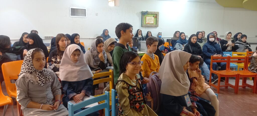 1373213-1 «محمد میرکیانی در مرکز ۱۵؛ تجربههای نویسندگی و اهمیت کتابخوانی»