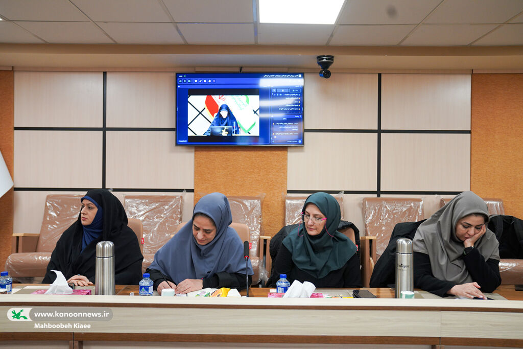 بینش، نگرش و انگیزش لازمه کتاب‌خوانی پژوهش‌محور است