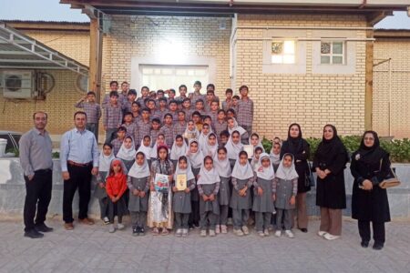 دانش‌آموز مهر با برنامه «بخوانیم برای ایران» به دنیای کتاب سفر کردند