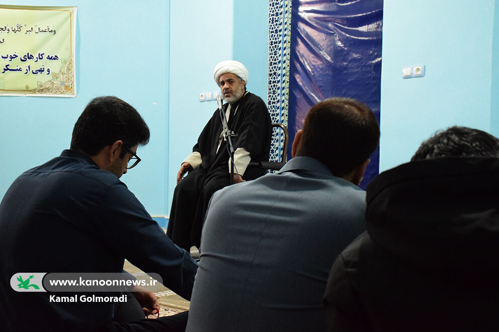 سوگواری شهادت حضرت فاطمه زهرا(س) در کانون لرستان سوگواری شهادت حضرت فاطمه زهرا(س) در کانون لرستان