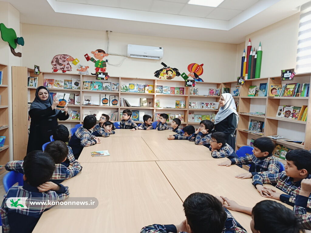 1373431-1 برگزاری ویژهبرنامههای هفته کتاب و کتابخوانی در مراکز فرهنگیهنری کانون استان بوشهر۲