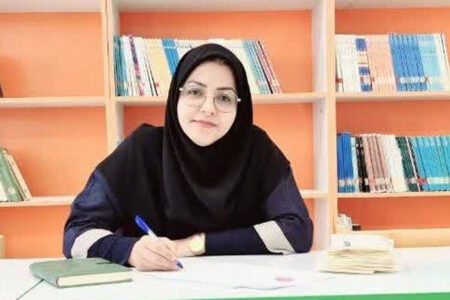 مربی آفرینش‌های ادبی کانون استان یزد خوش درخشید