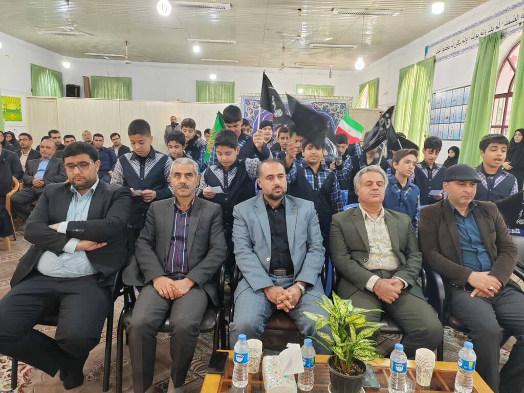 1373903-1 توزیع ۸۰۰۰ جلد کتاب در مدارس بابل به مناسبت هفته کتاب و کتابدار