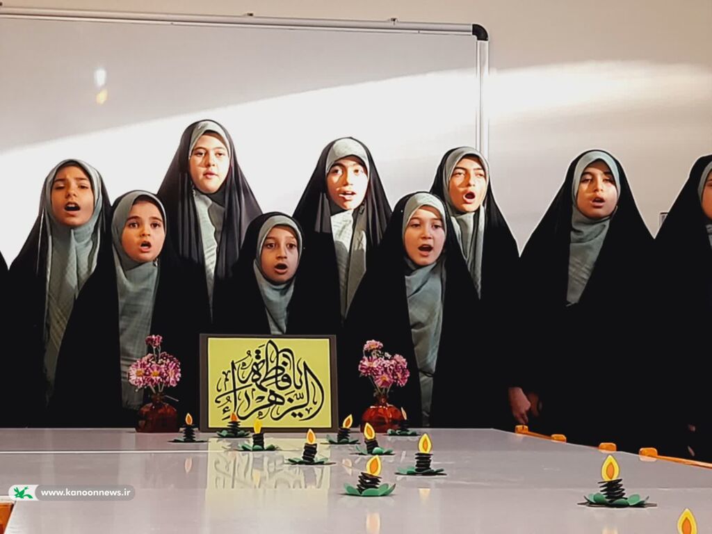 ویژه‌برنامه «عطر فاطمی» در زنجان؛ فضای مرکز فرهنگی کانون معطر به یاد بانوی دو عالم