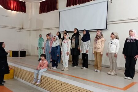 کانون همدان کارگاه‌های سرود در مدارس و روستاها برگزار کرد