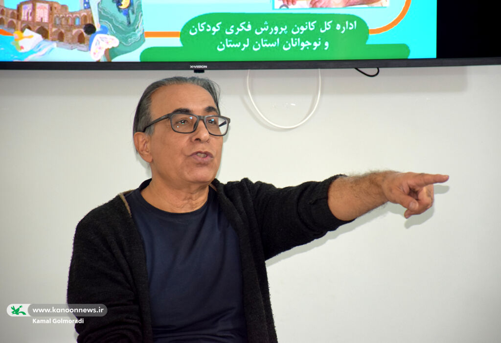 1374355-1 کارگاه «خلق بداهه قصه برای قصهگویی» در کانون لرستان برگزارشد