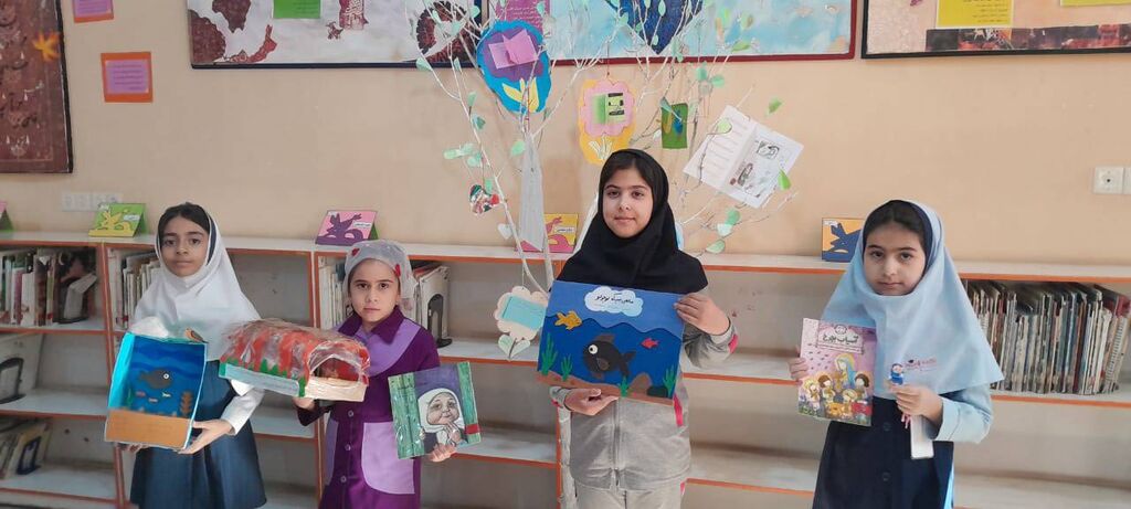 1374427-1 اختتامیه مسابقه «ماکتسازی از کتابی که خواندی» در کانون مرکز صدرا برگزار شد