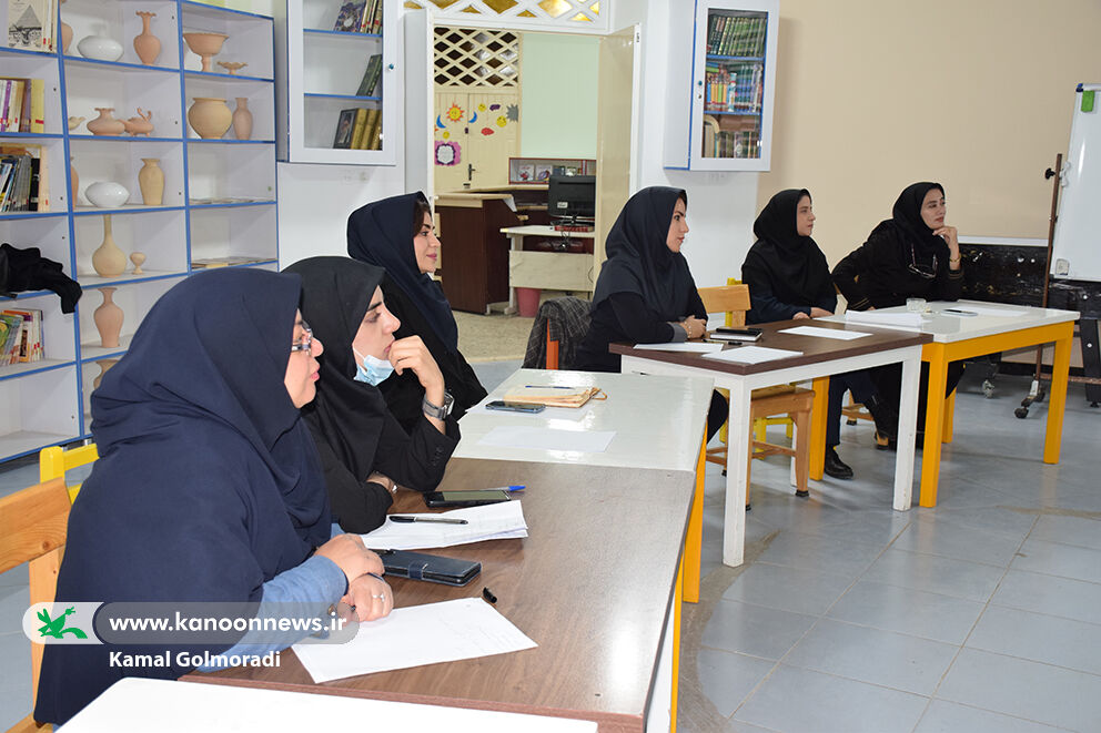 رازهای نوشتن خلاق در خرم‌آباد رمزگشایی شد