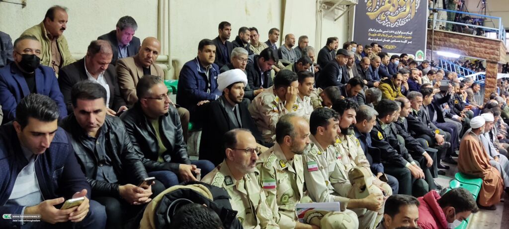 حضور گسترده مردم و بسیجیان در مراسم نمایش اقتدار