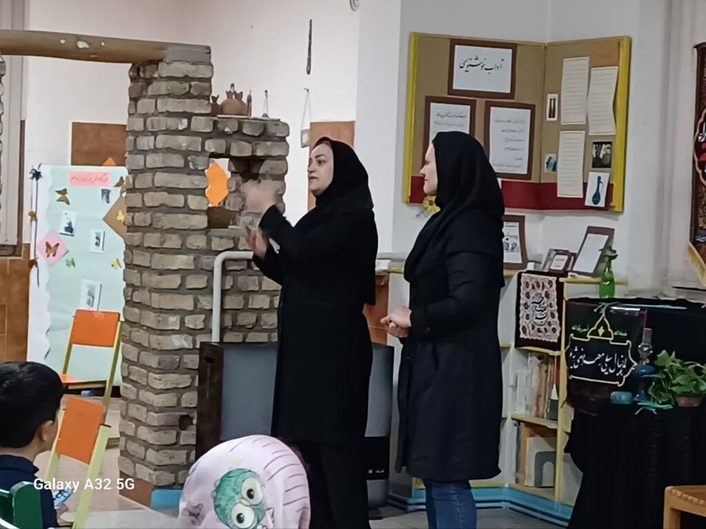 1374731-1 «آیین بوی یاس؛ روایت سیره حضرت زهرا (س) درمرکز ۳۲»