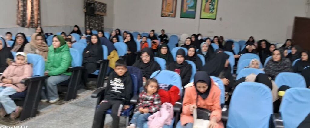 سی‌و دومین دوره مسابقات سراسری قرآن و عترت بسیج در مرکز کنگاور