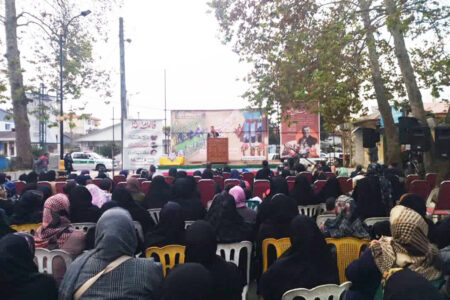 برپایی غرفه کانون  در پیاده‌راه فرهنگی لشت‌نشاء/  هنر قصه‌گویی و کتاب  رونق‌بخش جشن «گیلان‌جان‌» شد