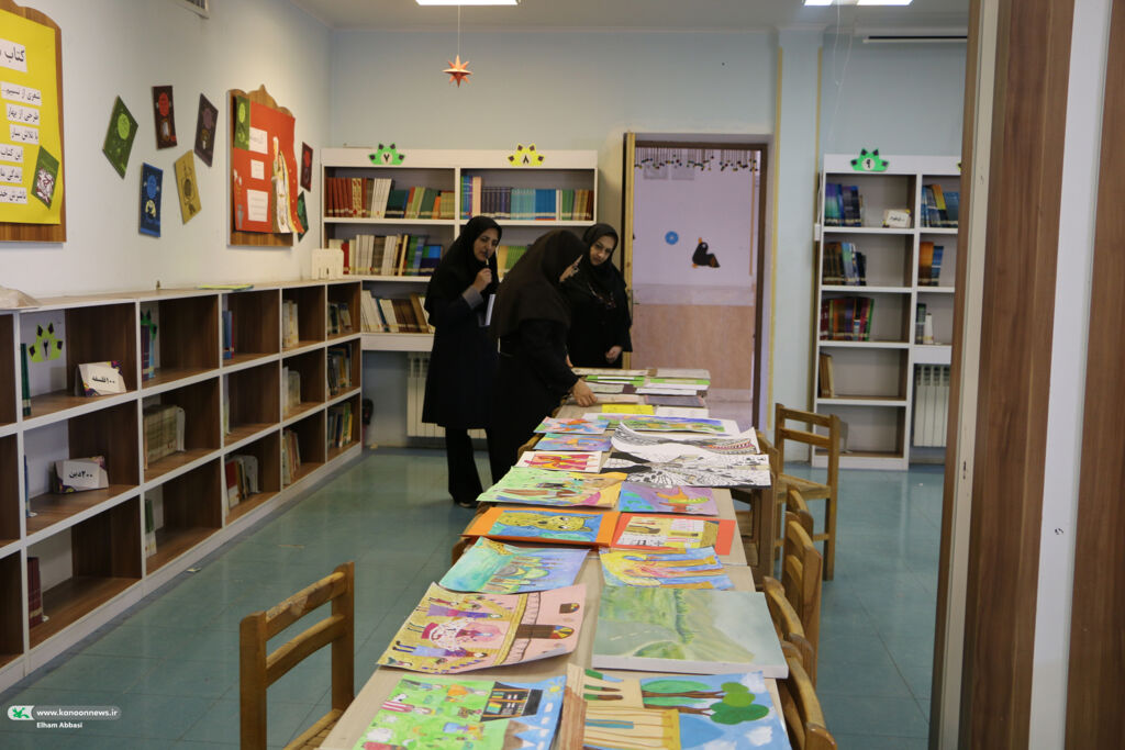 آغاز داوری جشنواره دوسالانه هنرهای تجسمی کانون سمنان با دریافت آثار برگزیده از سراسر استان