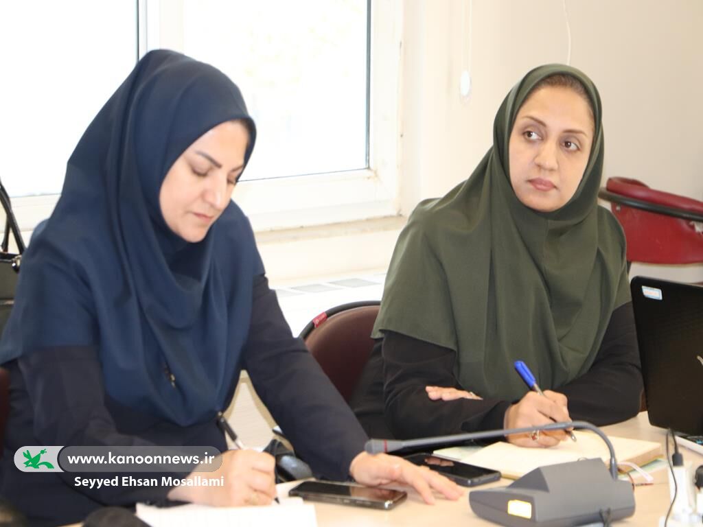 1375454 نقش «هندسهی اجرا» در قصهگویی برای مربیان گلستانی تدریس شد