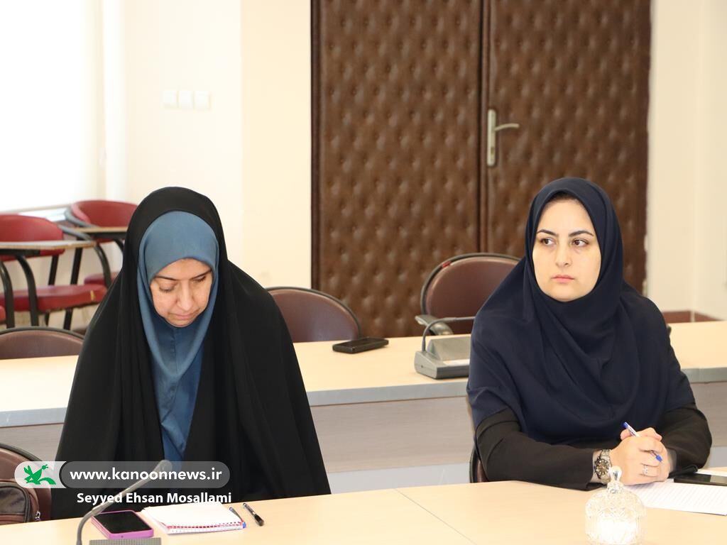 1375457 نقش «هندسهی اجرا» در قصهگویی برای مربیان گلستانی تدریس شد