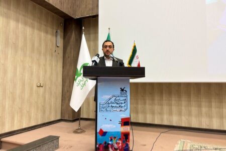 زیست در مرزگاه‌ها بزرگ‌ترین حفاظت از مرزهای ایران است/ تمرکز ویژه بر دسترسی کودکان و نوجوانان جزایر به امکانات فرهنگی