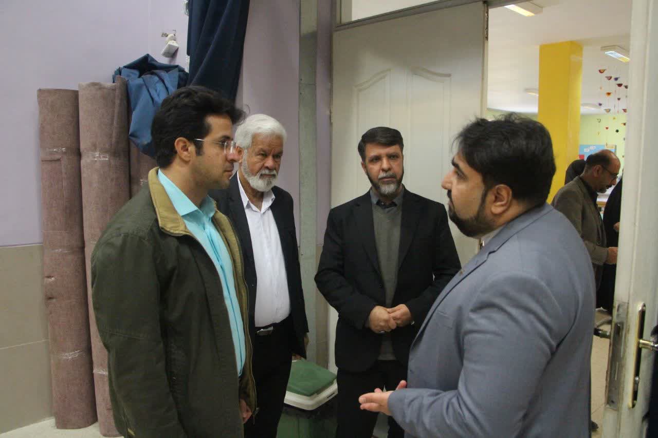 1375547-1 بازدید از کانون پرورش فکری کودکان و نوجوانان شهر حبیبآباد