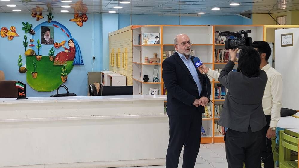 1375626-1 بررسی توسعه فعالیتهای فرهنگی و تقویت زیرساختهای حوزه کودک و نوجوان حاجی آباد