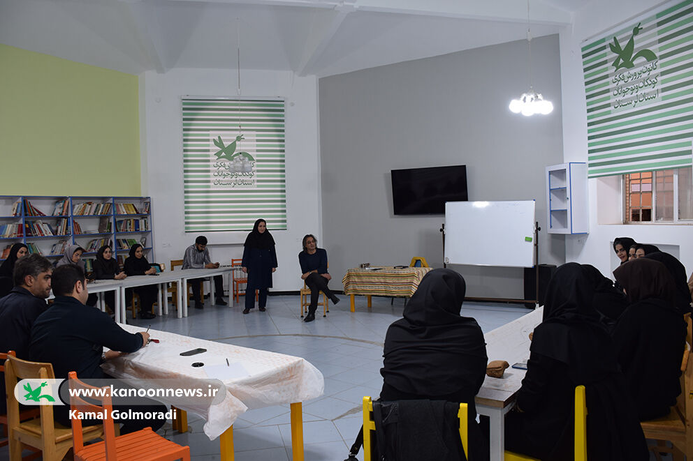 1375816-1 کارگاه «از ایده تا اجرا» در کانون پرورش فکری لرستان