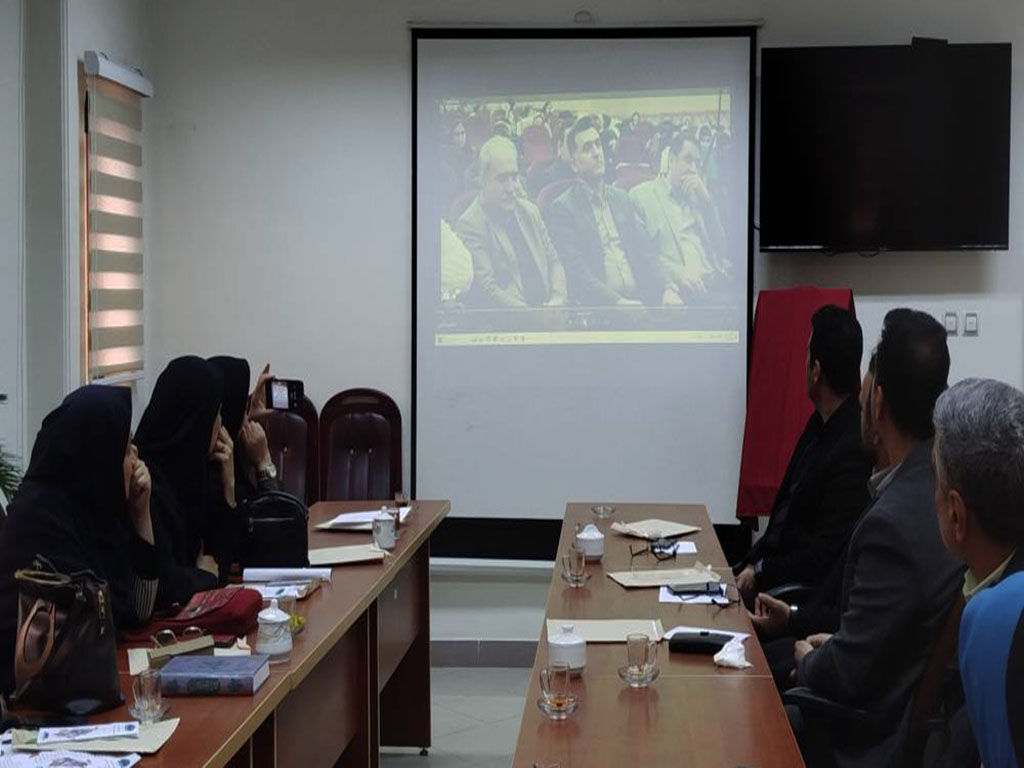 1375834-1 کانون پرورش فکری زمینهساز تربیت نسلی اثرگذار است