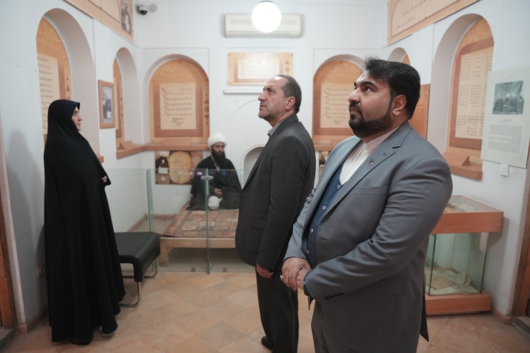 1375954-2 افتتاح دبیرخانهی بیستوهفتمین جشنواره بینالمللی قصهگویی در اصفهان