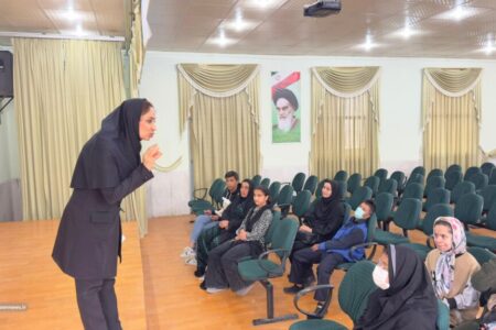 همنوایی کانون پرورش فکری و فرهنگسرای سادات گچساران برای کودکان با نیازهای ویژه