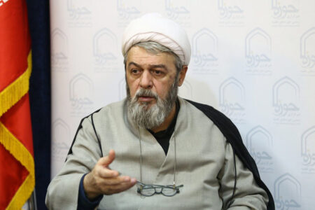 رفتار مربی مهم‌ترین ابزار تربیتی است