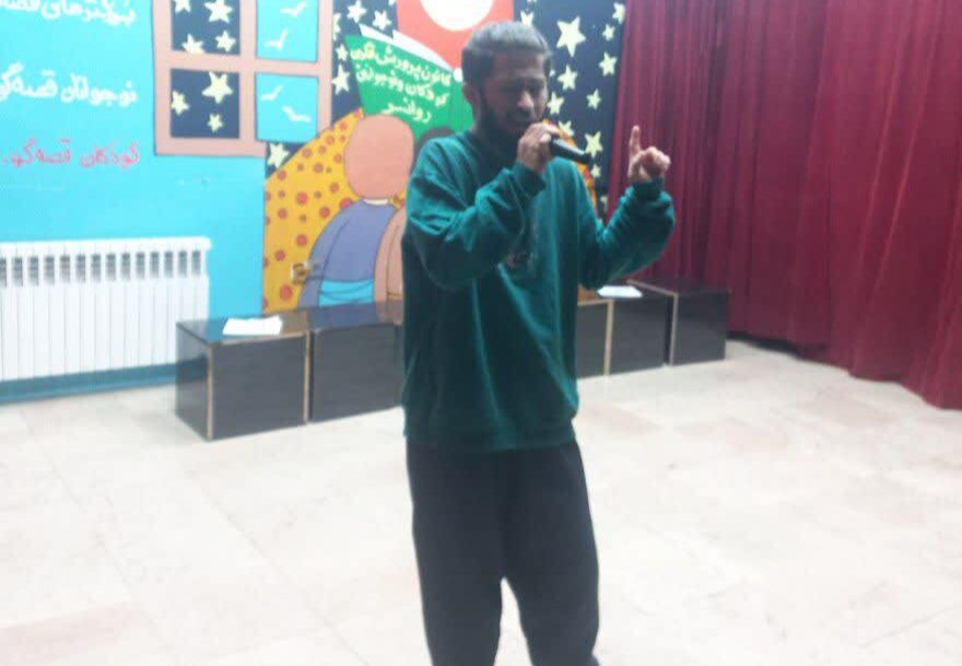 تاکید چهره فرهنگی روانسر بر نقش قصه در پنج‌شنبه‌های قصه‌گویی کانون