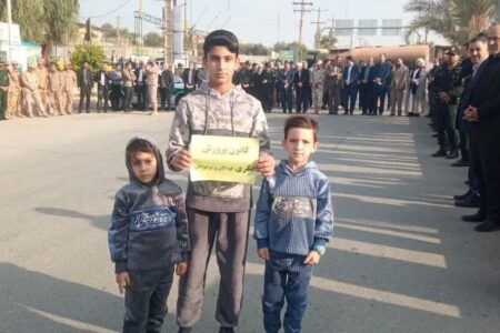 حضور اعضا و کارکنان مرکز قصرشیرین در آیین تشییع پیکر شهدای گمنام