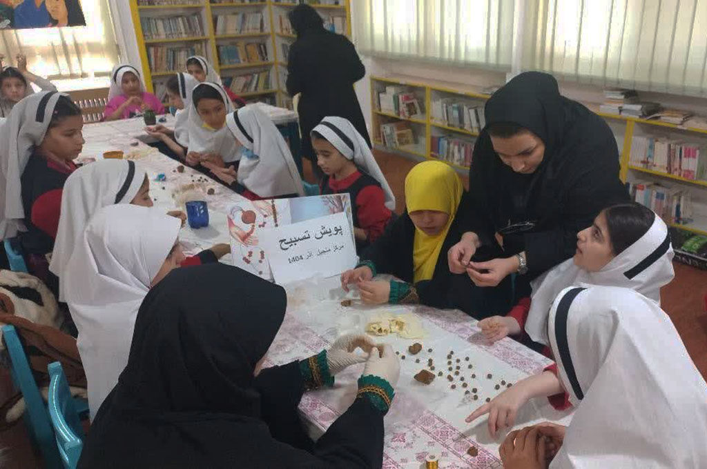 1378684 برگزاری پویش «تسبیح»؛ پیوند فرهنگ، هنر و معنویت در مراکز فکری گیلان