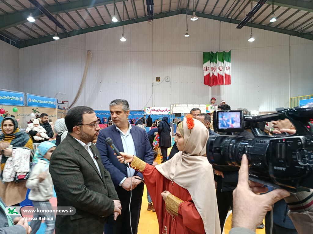 1379278 گسترش عدالت فرهنگی با برگزاری استانی جشنواره اسباببازی