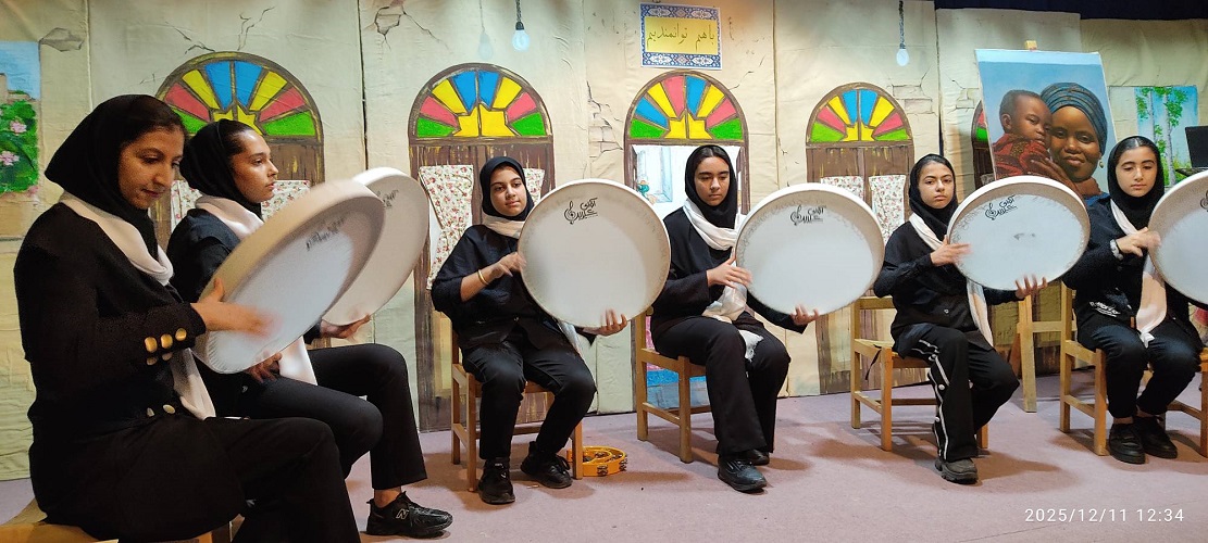 1379514-1 ویژه برنامهی هفتهی توانخواهان به مناسبت میلاد حضرت زهرا(س) در کانون باغبادران برگزار گردید