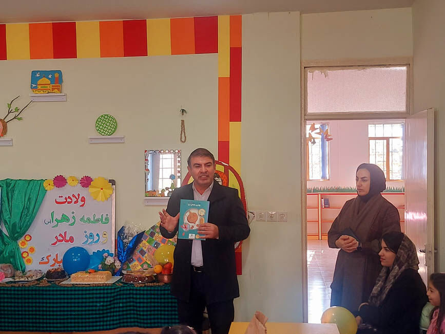 1379539 از جشن تا پویش تسبیح/ عطر میلاد حضرت زهرا(س) در کانون اردبیل پیچید