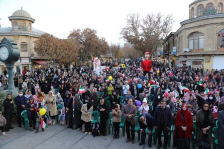 سنگ تمام کانون پرورش فکری همدان در ۳۰امین جشنواره تئاتر کودک و نوجوان