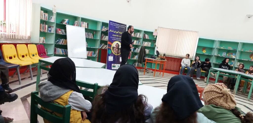 1379653-1 اولین کارگاه یکروزه بازیگری در مرکز جوانرود برگزار شد