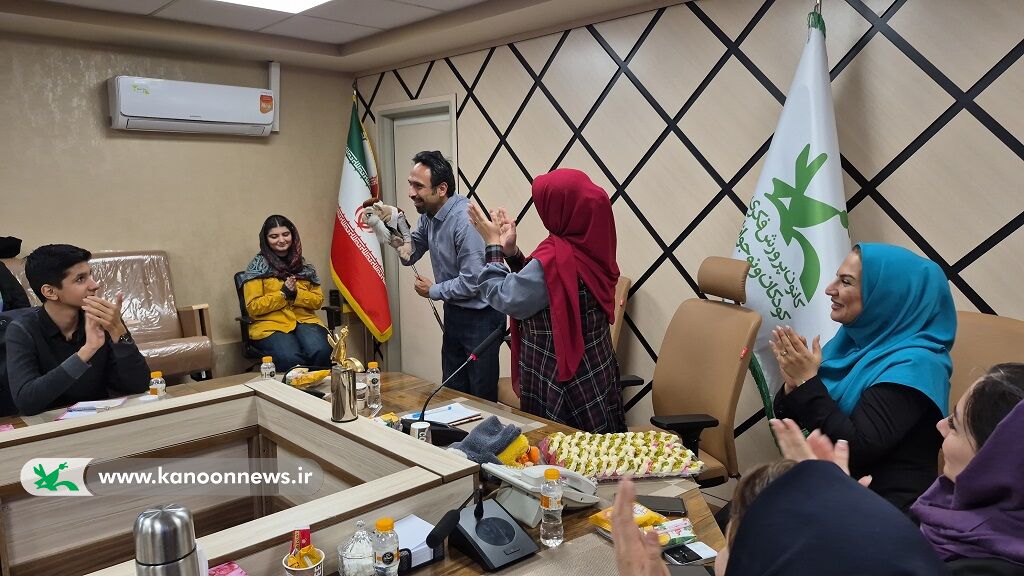 1379740 استفاده از اشیا در قصهگویی تقویتکننده بخش تحلیلی بچههاست