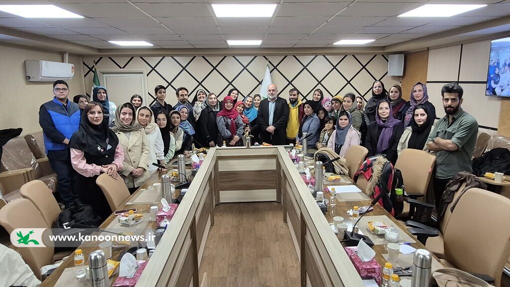 1379742 استفاده از اشیا در قصهگویی تقویتکننده بخش تحلیلی بچههاست