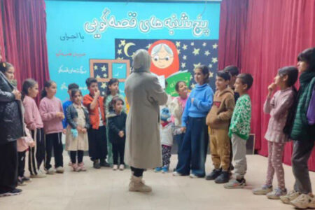 مرکز روانسر آیین کهن قصه‌گویی را با یاد مادران پیوند زد