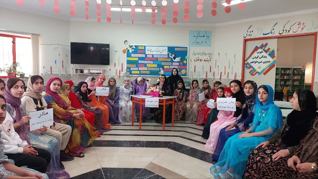 1380192 اعضای مرکز جوانرود از برنده مسابقات جهانی چرتکه استقبال کردند