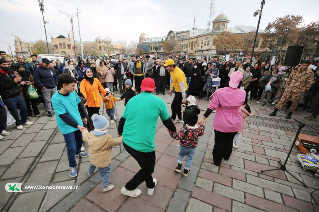 تئاتر کودک به سمت درآمدزایی رفته/  کار با بچه‌ها سخت‌ترین کار این عرصه است
