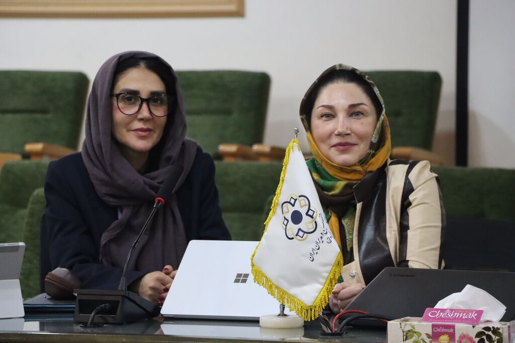 1380320 اجرای دوره آموزشی «کاربرد هوش مصنوعی در مراکز» در کانون استان تهران