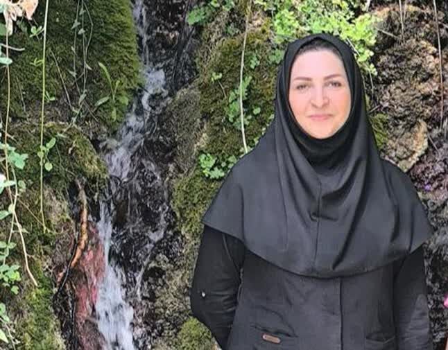 1380324 گفتوگو با ناهید مصطفایی داور جشنواره قصهگویی کرمانشاه